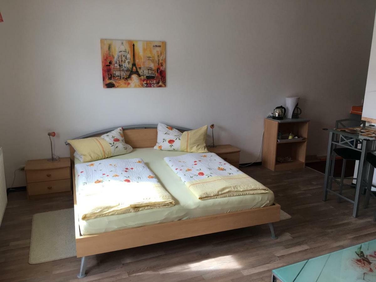 Hotel Gaestezimmer Siminciuc Akwizgran Zewnętrze zdjęcie