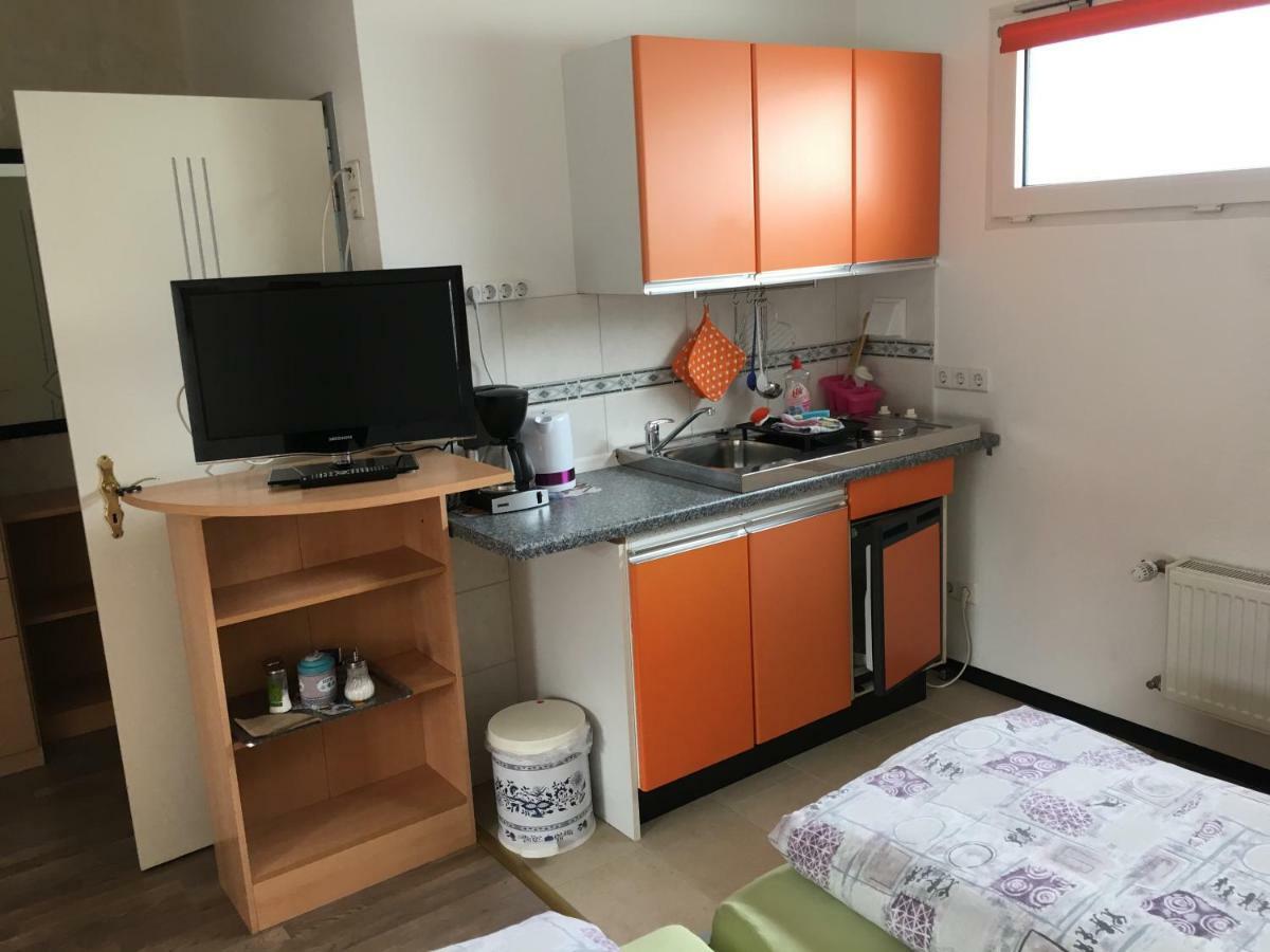Hotel Gaestezimmer Siminciuc Akwizgran Zewnętrze zdjęcie