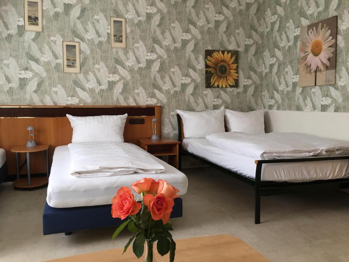 Hotel Gaestezimmer Siminciuc Akwizgran Zewnętrze zdjęcie