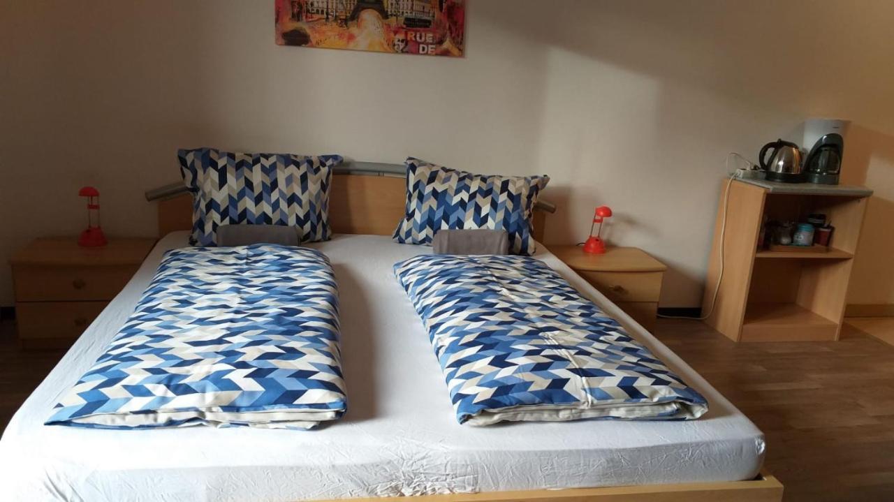 Hotel Gaestezimmer Siminciuc Akwizgran Zewnętrze zdjęcie