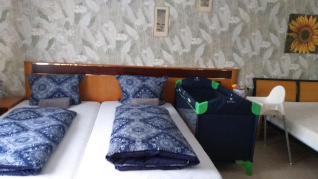 Hotel Gaestezimmer Siminciuc Akwizgran Zewnętrze zdjęcie